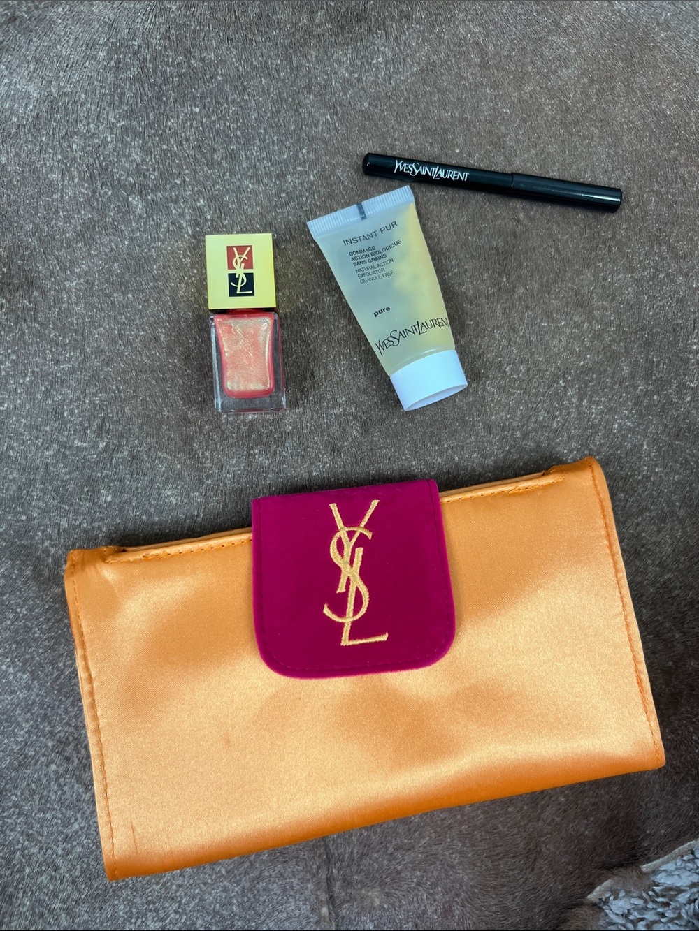 YSL Vibrant Velvet Embroidered Makup Bag Exfoliation #1 Black Eye Pencil Nail Po